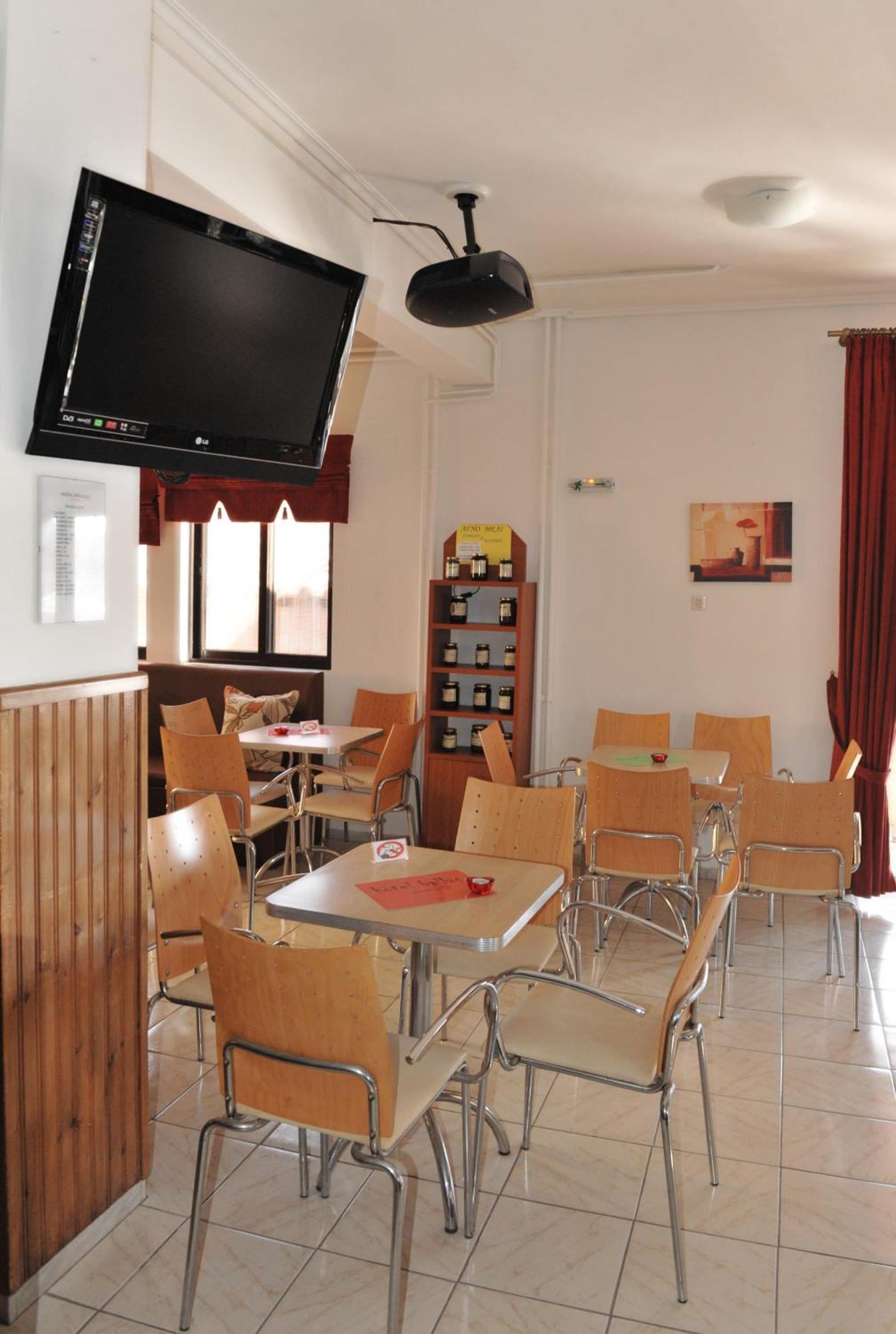 Hotel Ballas Agria Exterior photo